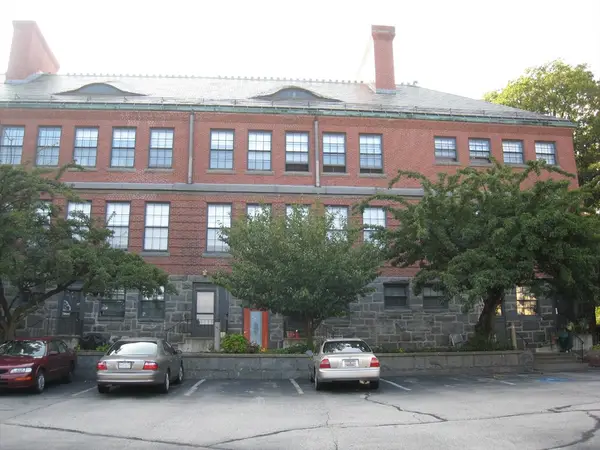 250 Whitwell St #2, Quincy, MA 02169