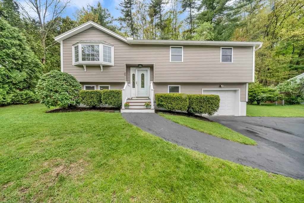 20 Greenlawn Ave, Dracut, MA 01826 - #1