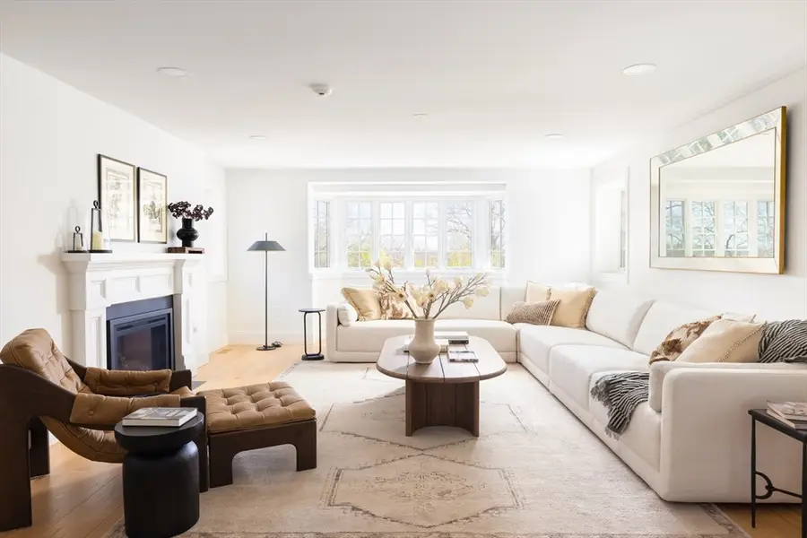 124 Chestnut Hill Rd, Newton, MA 02467 - #3