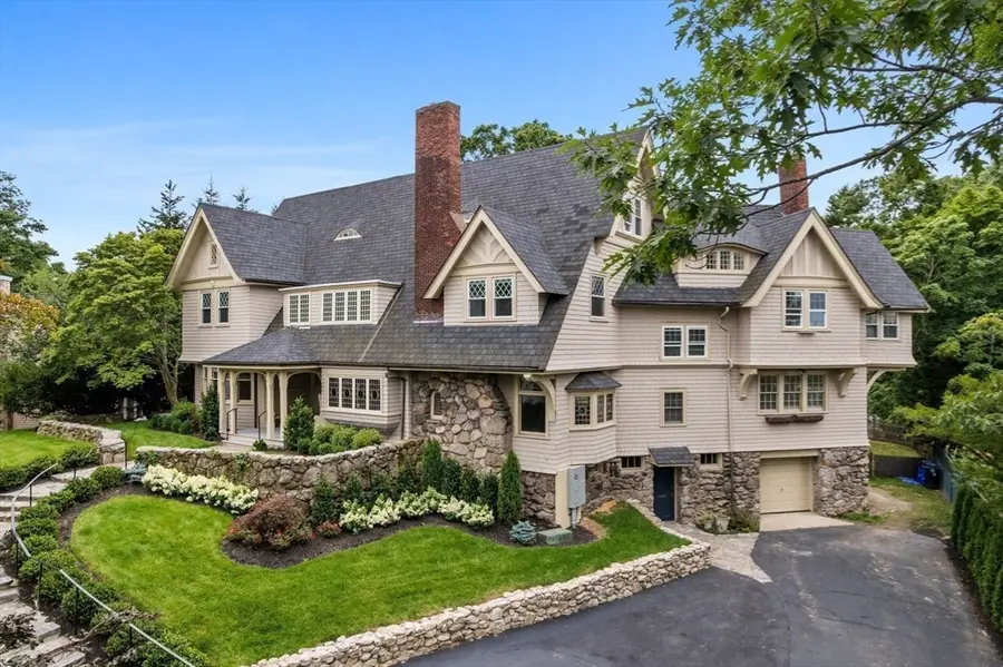 476 Heath Street, Chestnut Hill, MA 02467 - #2