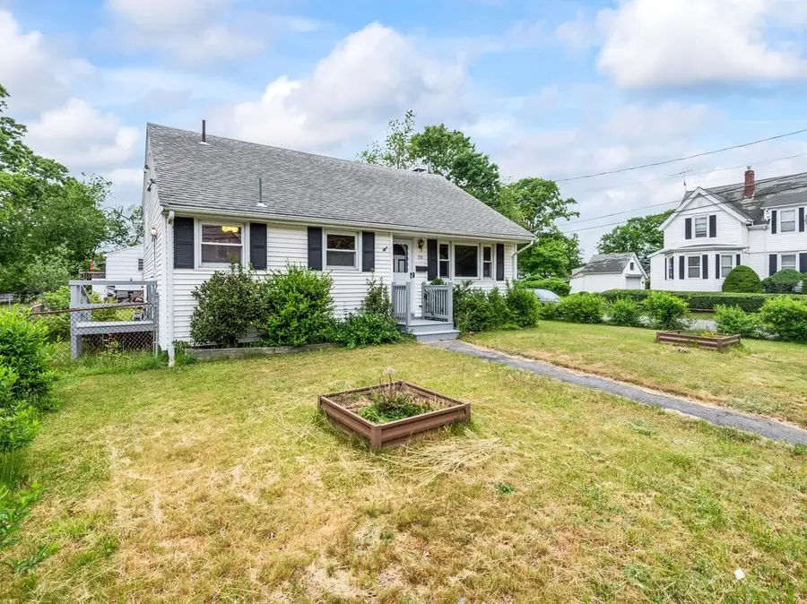 156 Hovendon Ave, Brockton, MA 02302 - #2