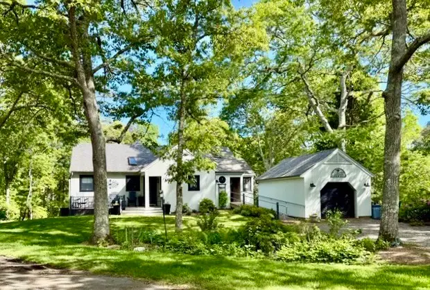 7 Ploughshare Lane, Oak Bluffs, MA 02557 - #1