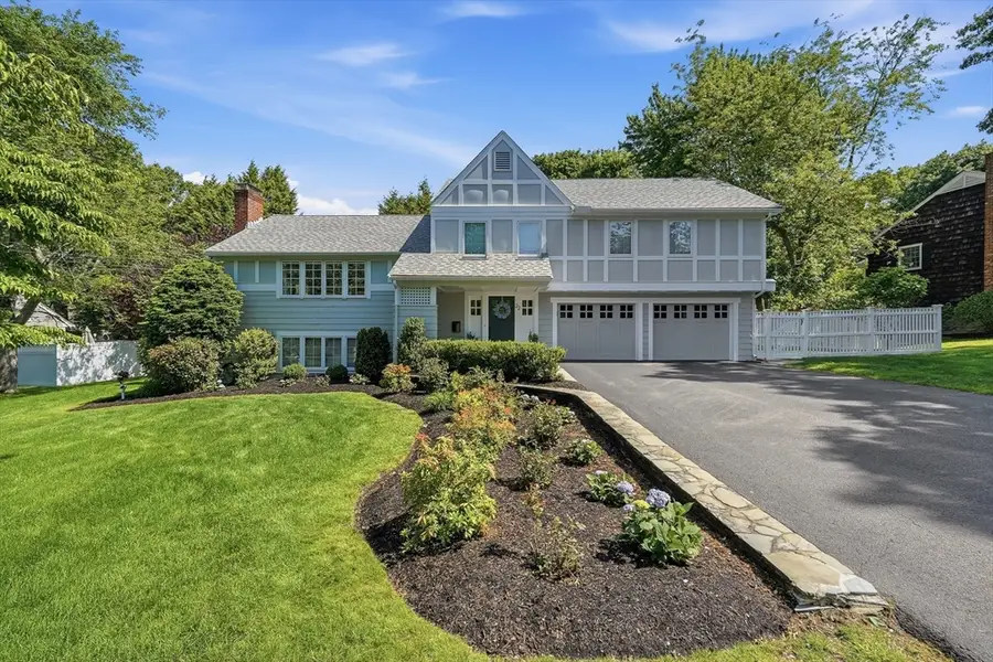 22 Hollywood Rd, Winchester, MA 01890 - #3