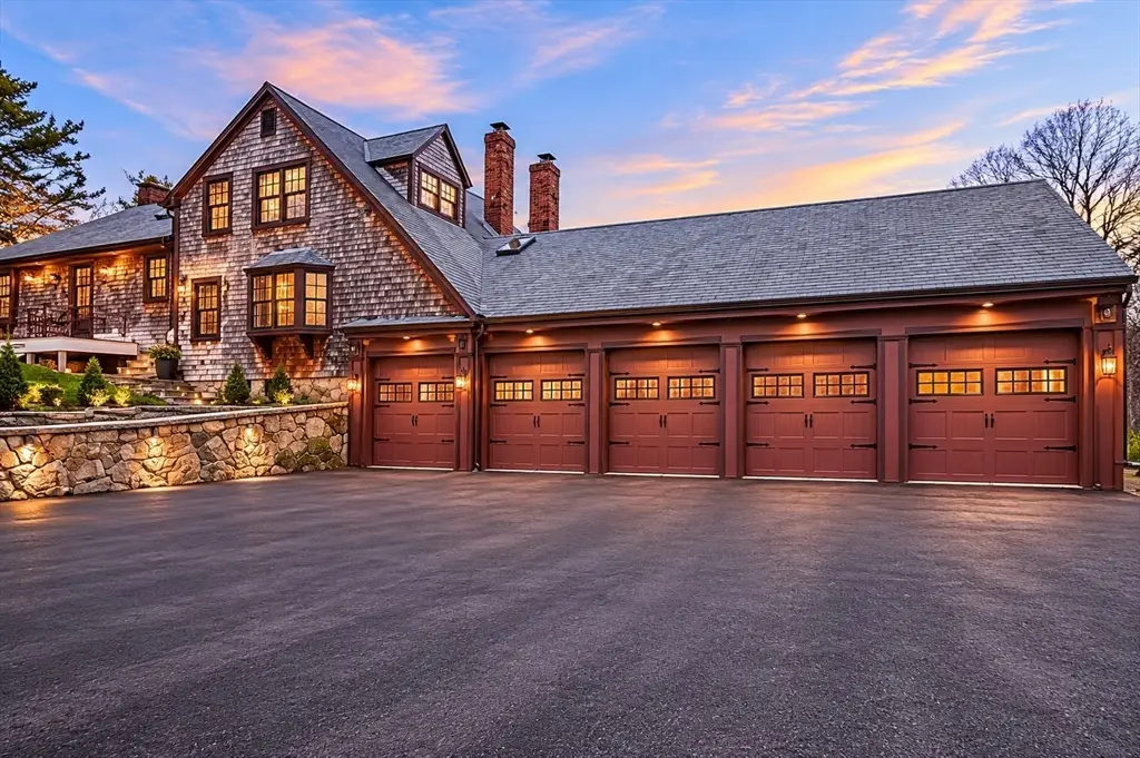 215 Sohier St, Cohasset, MA 02025 - #1