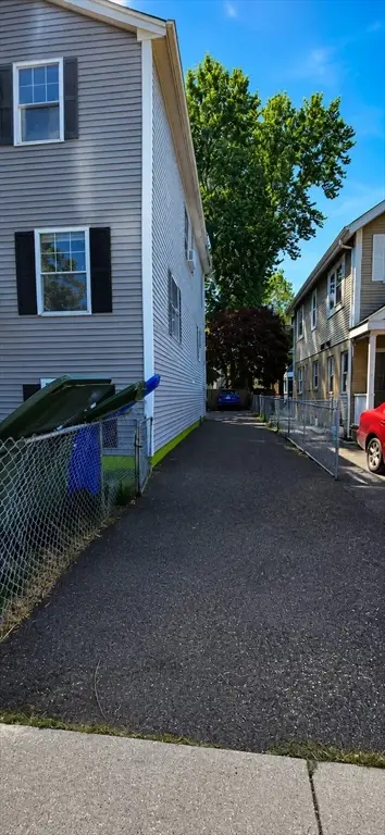 53-55 Allendale St, Springfield, MA 01107 - #3