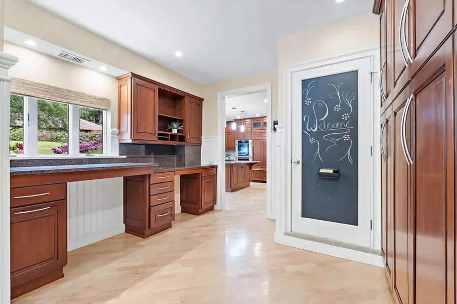 1 Knollwood Dr, Worcester, MA 01609 - #2