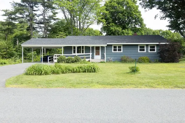 49 Harlow Drive, Amherst, MA 01002