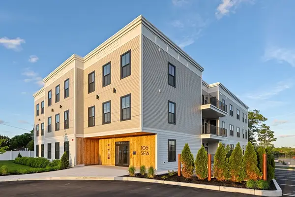 105 Sea Street #104, Quincy, MA 02169