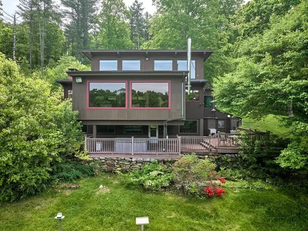 50 Little Rest Rd, Brimfield, MA 01010