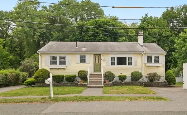 12 Karen Rd, Woburn, MA 01801