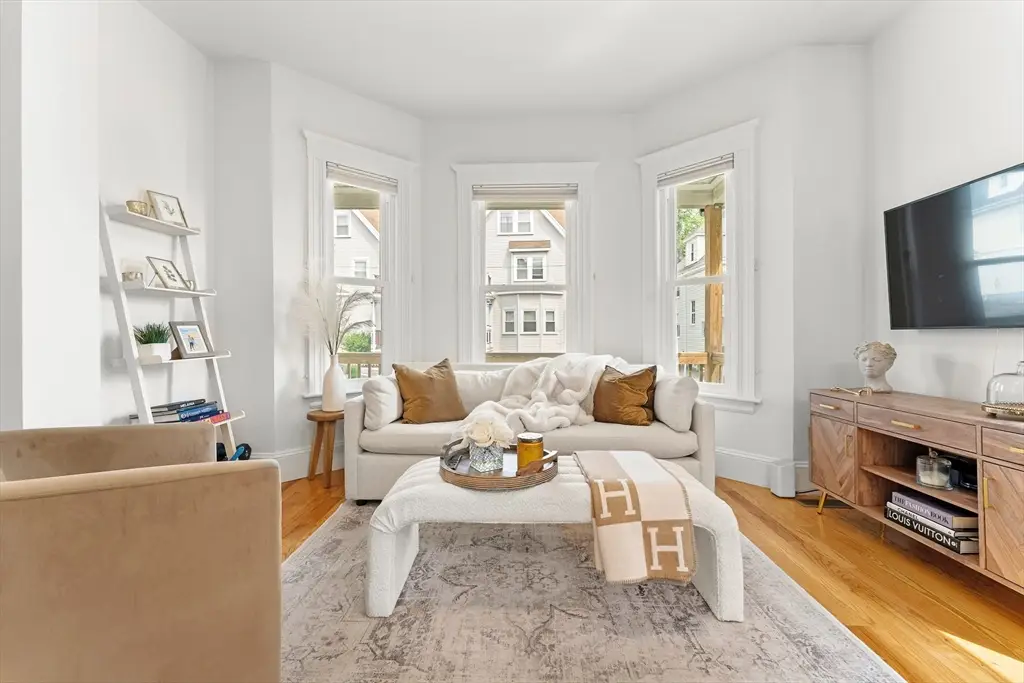 54 Bloomfield St #1, Boston, MA 02124 - #1