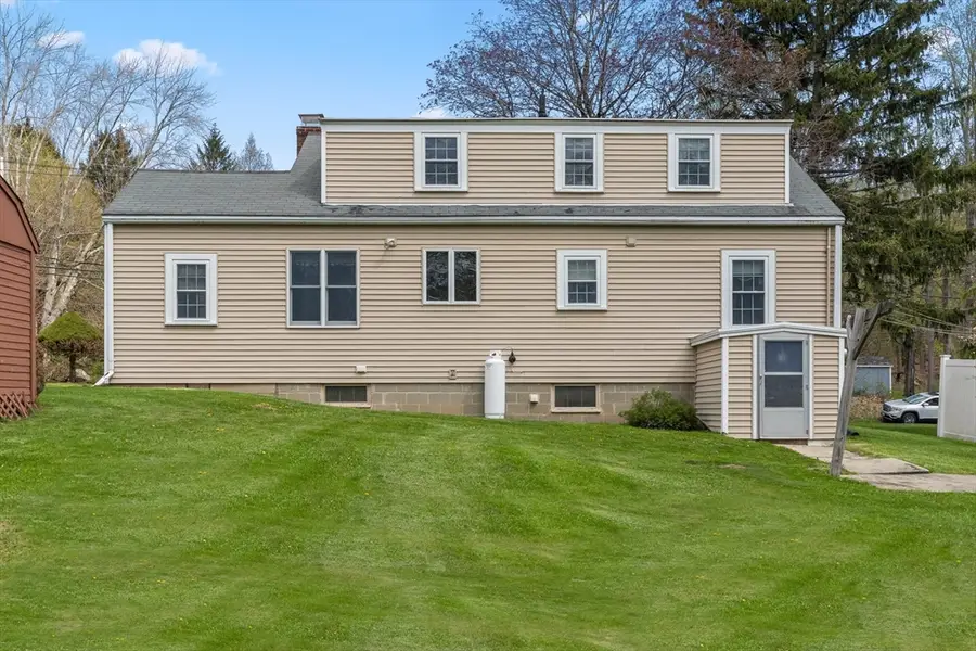 557 Main St, West Newbury, MA 01985 - #3