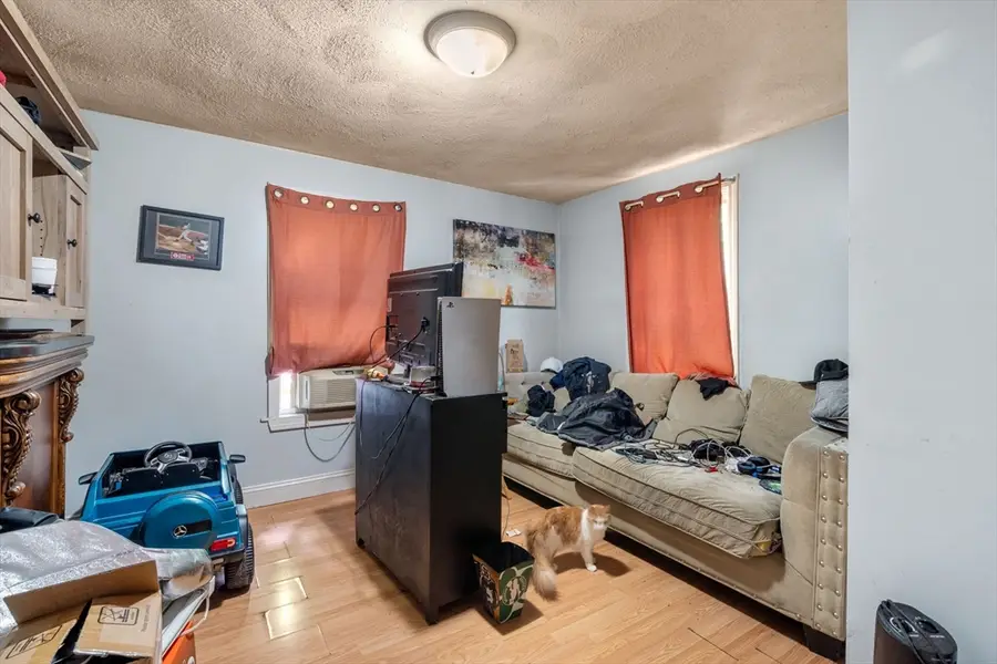 548 Salem St, Malden, MA 02148 - #3