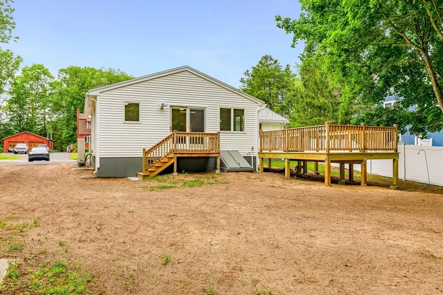 167 Center St, Groveland, MA 01834 - #3