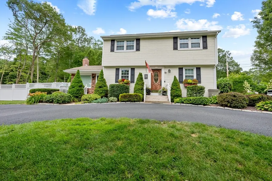 27 Linwood Dr, Wilbraham, MA 01095 - #2