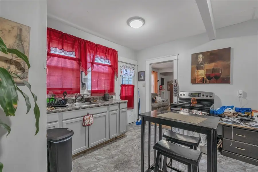 15 Circuit Ave, East, Worcester, MA 01603 - #3
