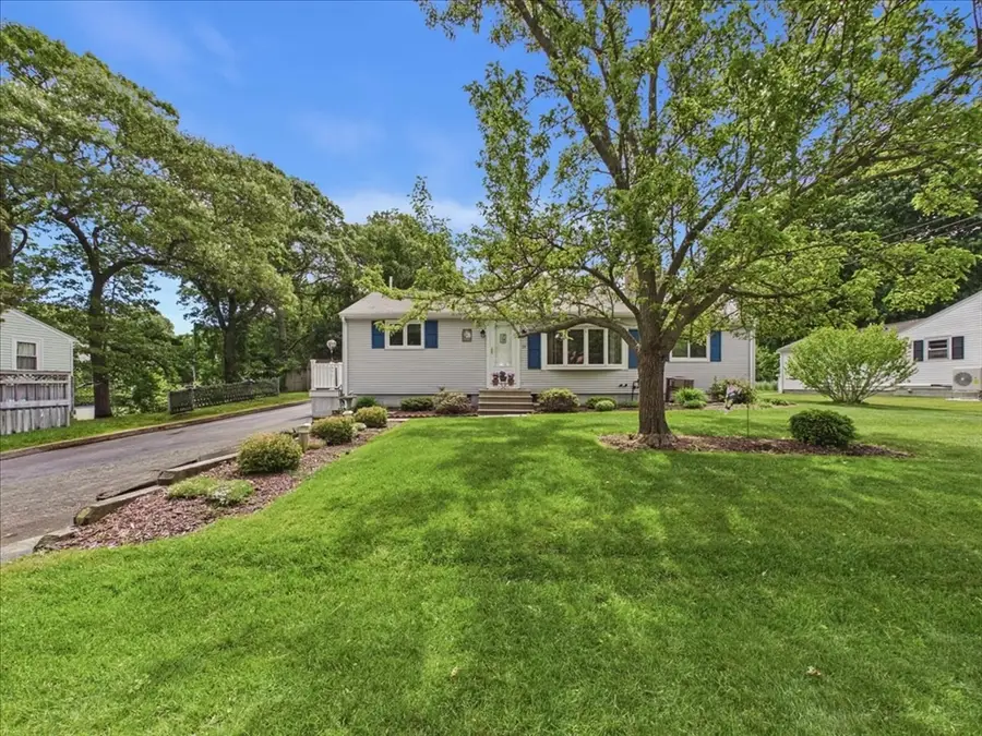 13 Thrush Ave, Plymouth, MA 02360 - #3