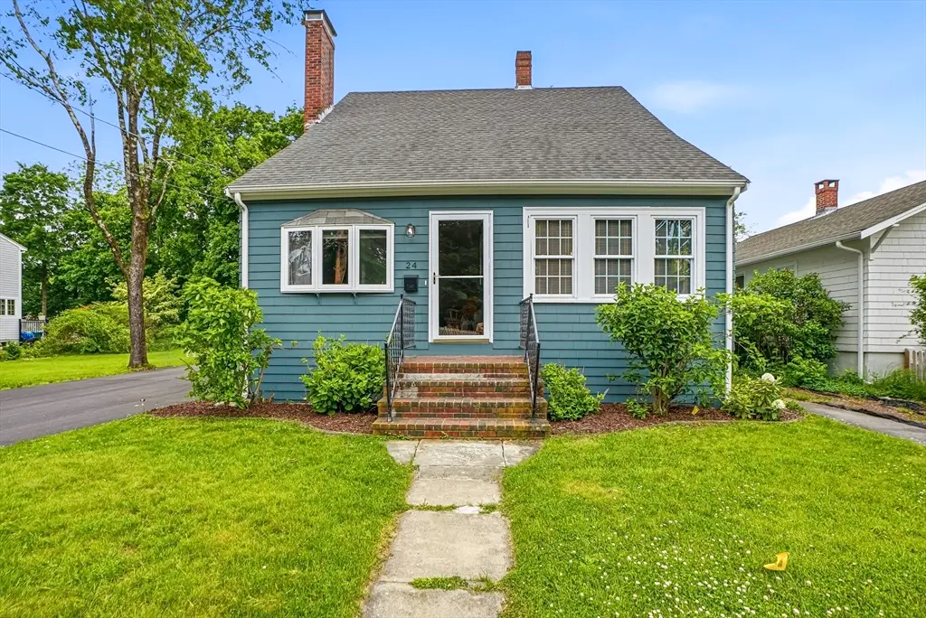 24 Henry St, Mansfield, MA 02048 - #1