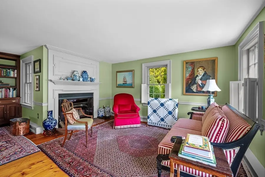 27 Waldron Street, Marblehead, MA 01945 - #3