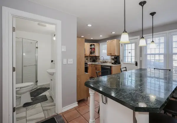 32A Rockingham Street #32A, Lowell, MA 01852