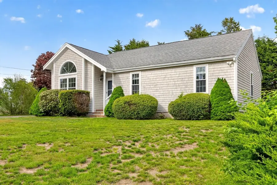 27 Bellavista Dr, Pocasset, MA 02559 - #2