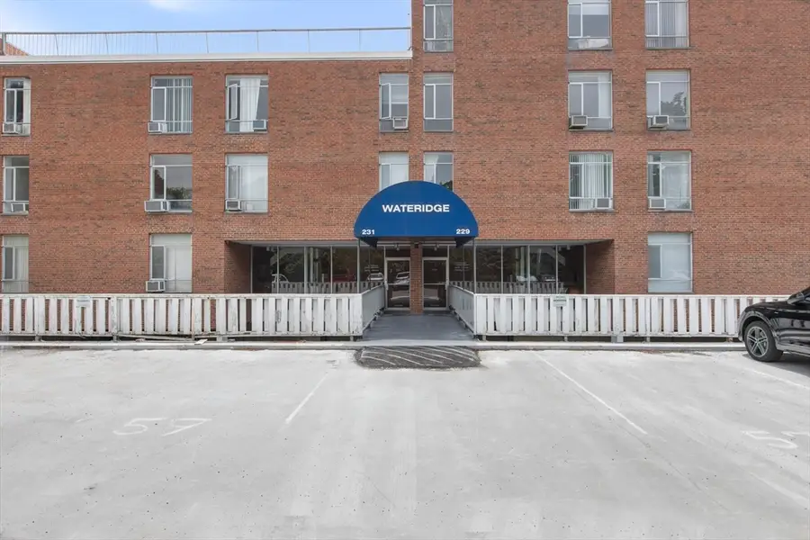 231 Coolidge Ave #409, Watertown, MA 02472 - #3