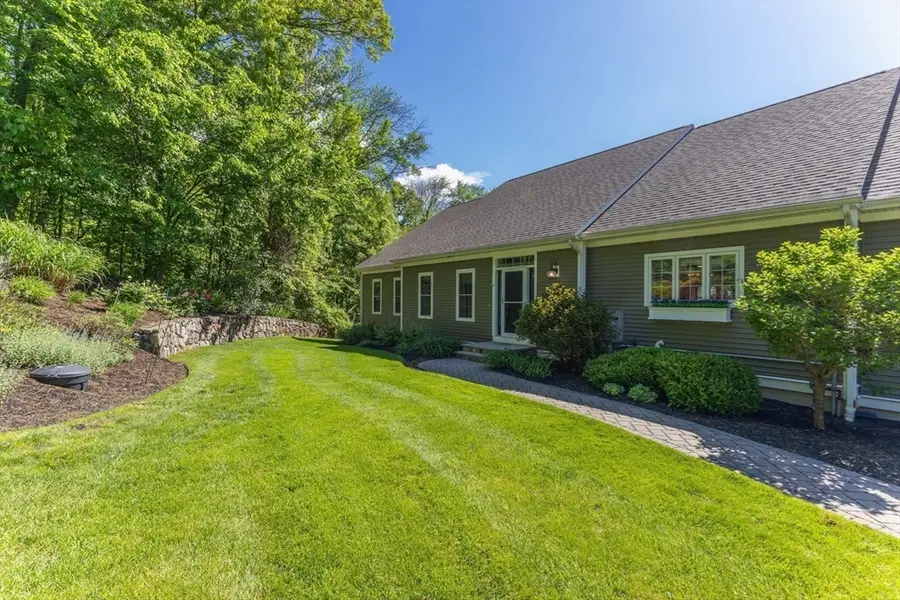3 Archelaus Hill Rd, West Newbury, MA 01985 - #2