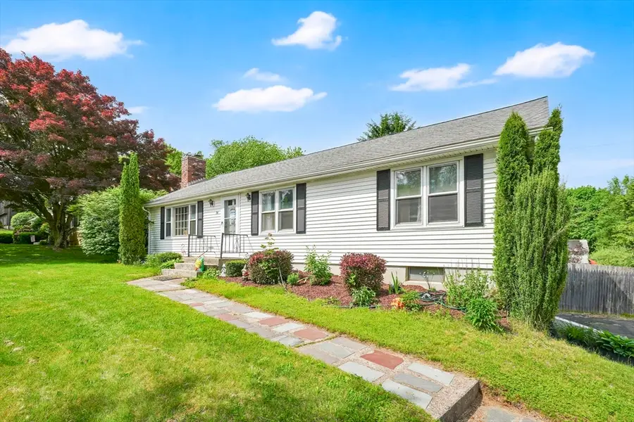 36 Braintree Rd, West Springfield, MA 01089 - #3