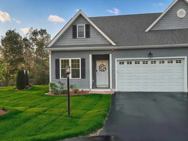 705 Southwood Lane #705, Clinton, MA 01510