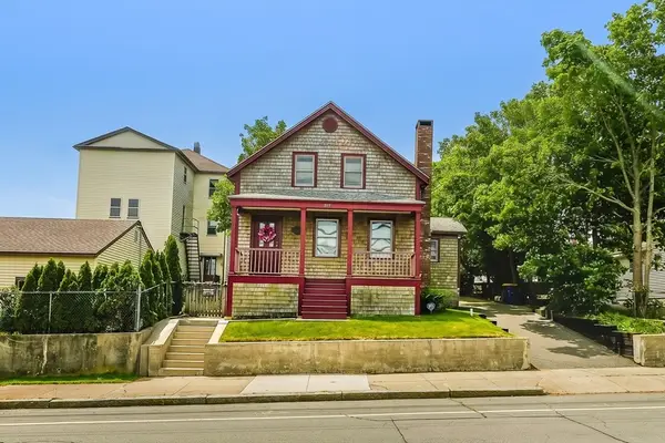 217 Brayton Ave, Fall River, MA 02721