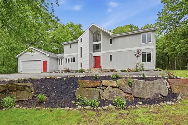 176 Cashman Hill Rd, Ashburnham, MA 01430