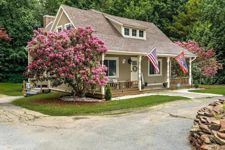 331 Elm St, East Longmeadow, MA 01028 - #2