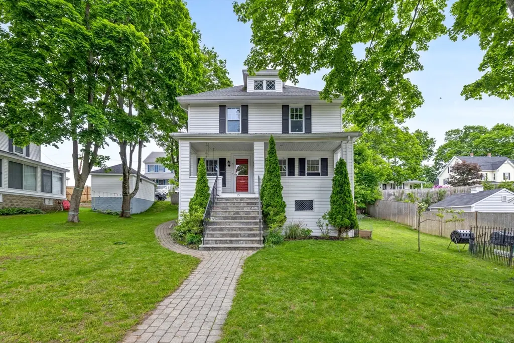 15 Ellis St, Woburn, MA 01801 - #1