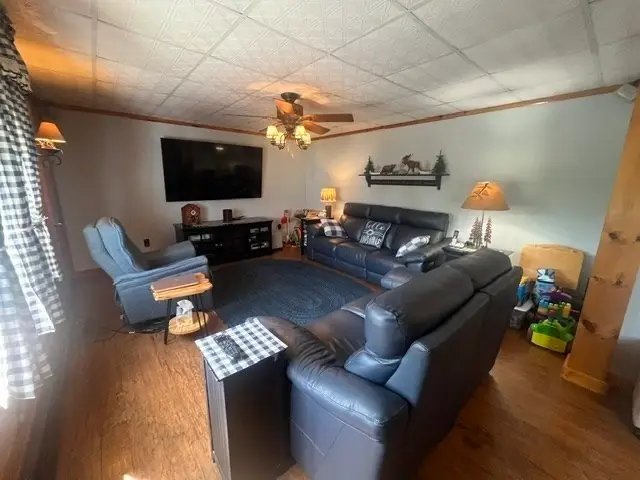 150 Eaton St, Fall River, MA 02723 - #3