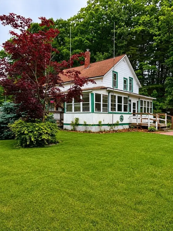 8 Benjamin Rd, Shirley, MA 01464