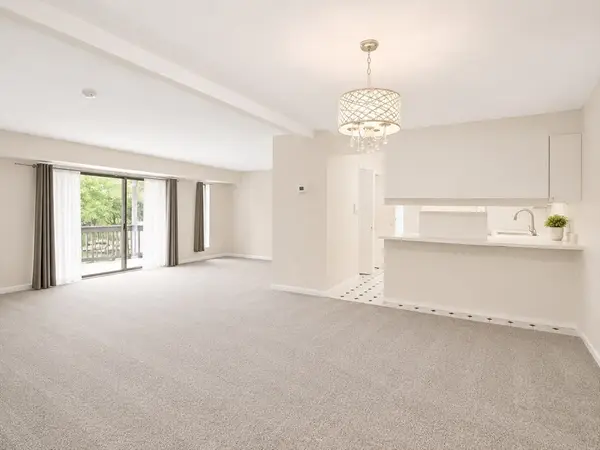 1461 Pawtucket Blvd #3-5, Lowell, MA 01854