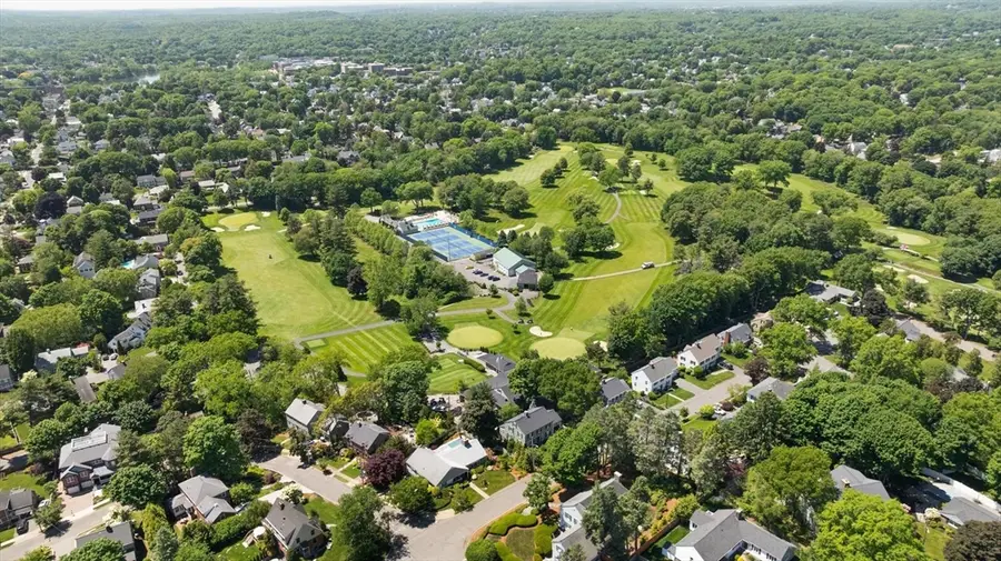 389 Porter St, Melrose, MA 02176 - #2