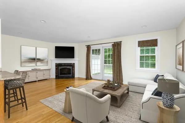 49 Beaver Street #49, Franklin, MA 02038