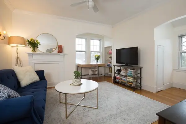 15 Braemore Rd #5, Boston, MA 02135