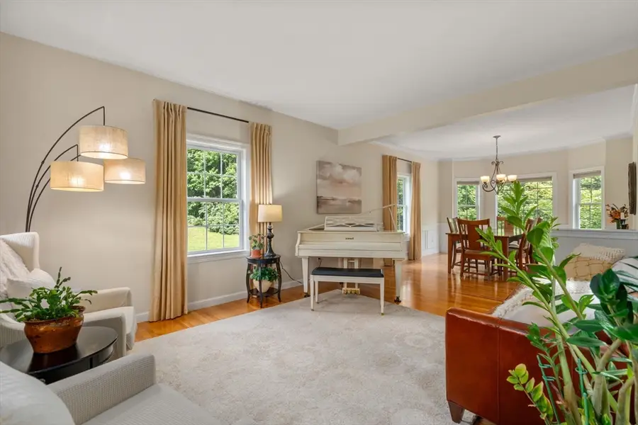 3 Hubley Lane, Southborough, MA 01772 - #3