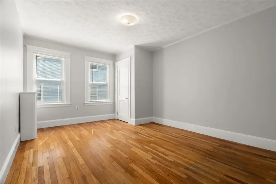 204-206 School St, Watertown, MA 02472 - #3