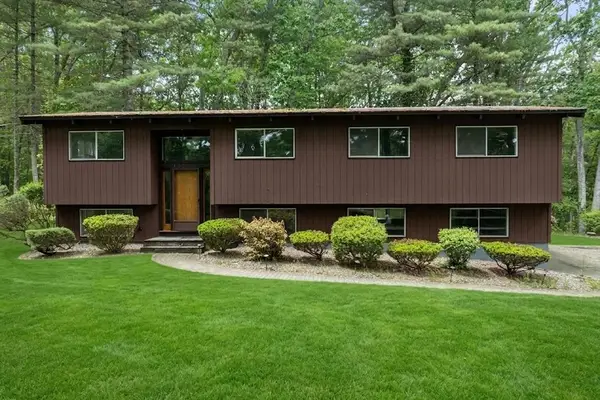 20 Hunt Road, Sudbury, MA 01776