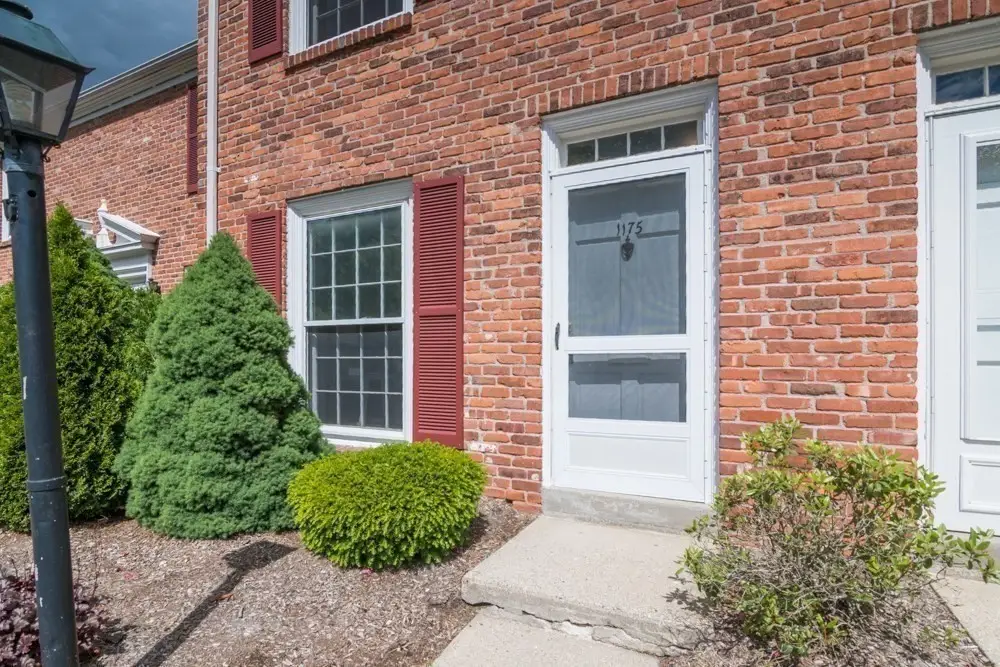 1175 Dickinson #1175, Springfield, MA 01108 - #1