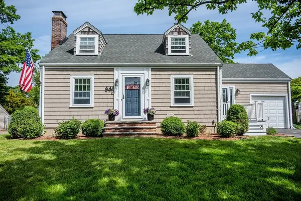 64 Browning St, Weymouth, MA 02188