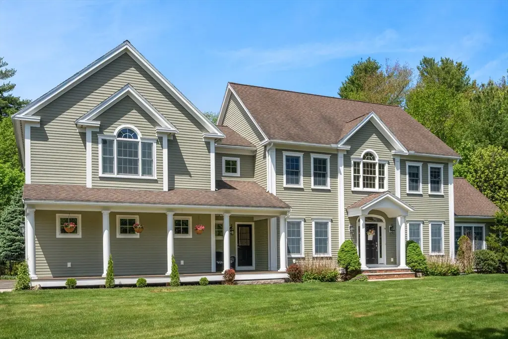 9 Freedom Dr, North Reading, MA 01864 - #1