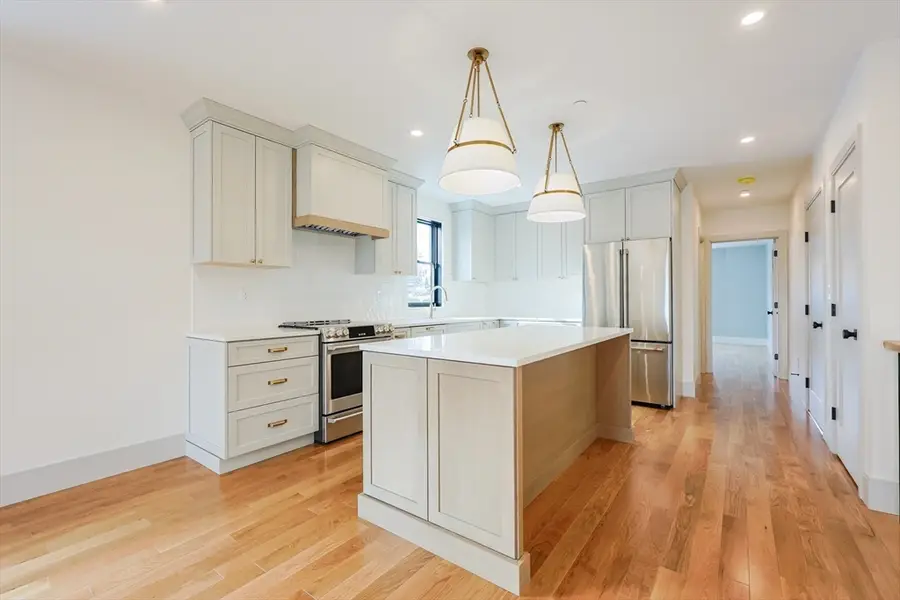 68 Rowe St, Boston, MA 02131 - #3