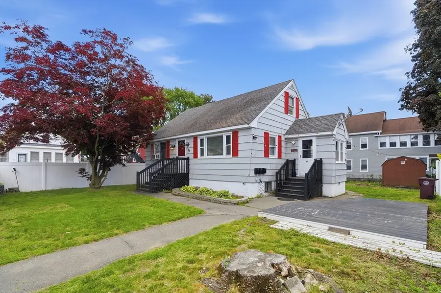 89 Bunker Hill Ave, Lowell, MA 01850 - #2