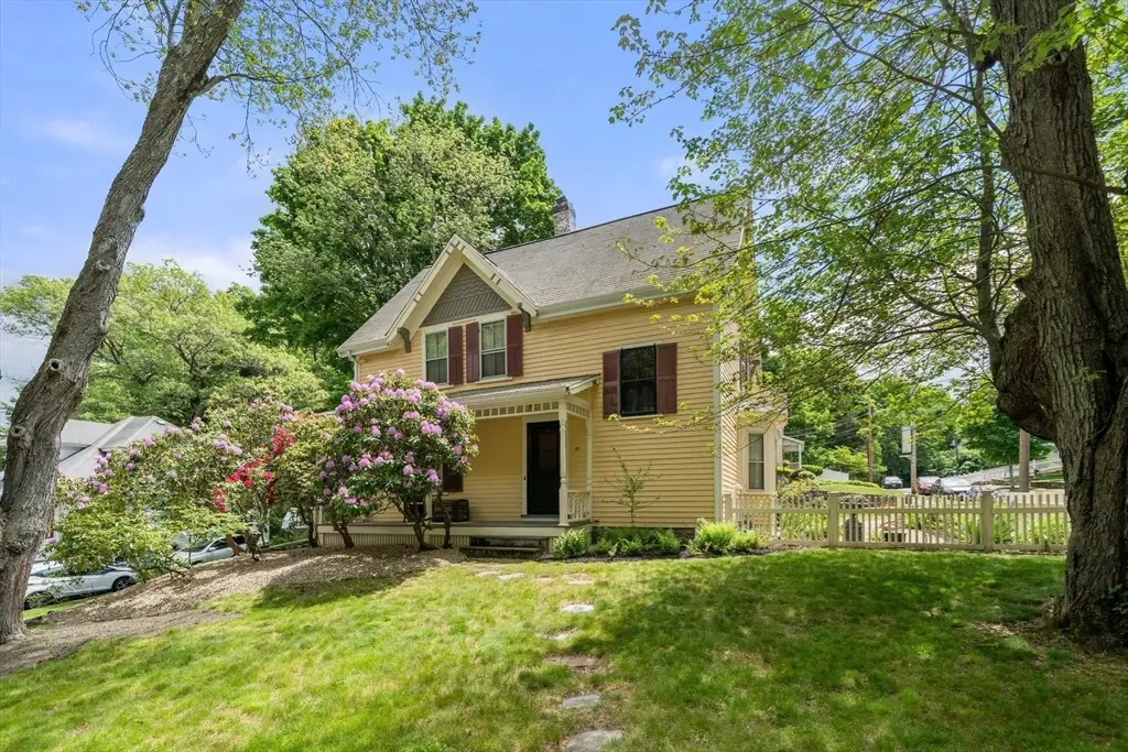 22 Eustis Ave, Wakefield, MA 01880 - #1