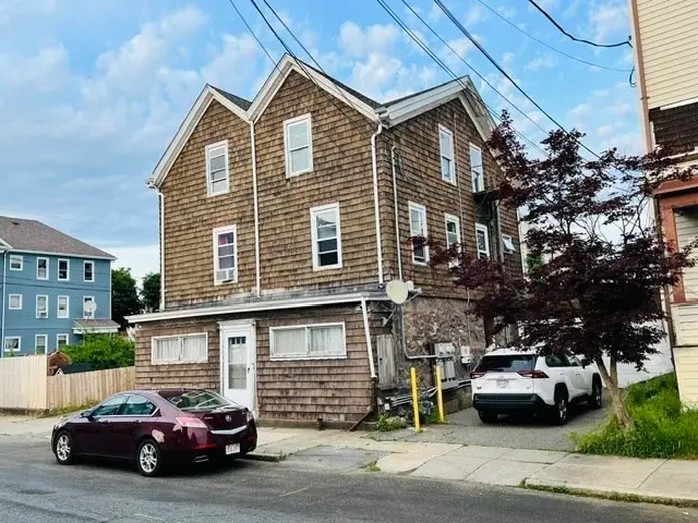 77 Fulton St, Fall River, MA 02720 - #3