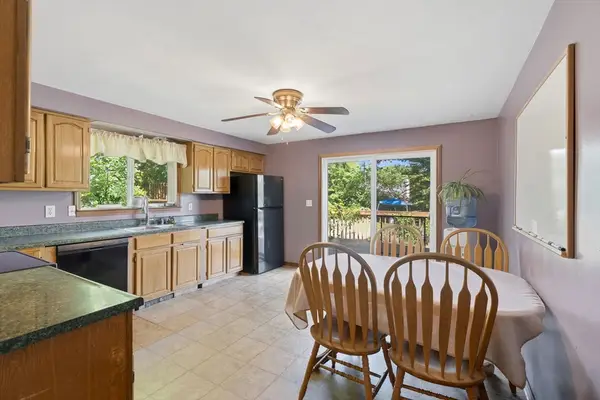 276 Leigh Rd, Cumberland, RI 02864